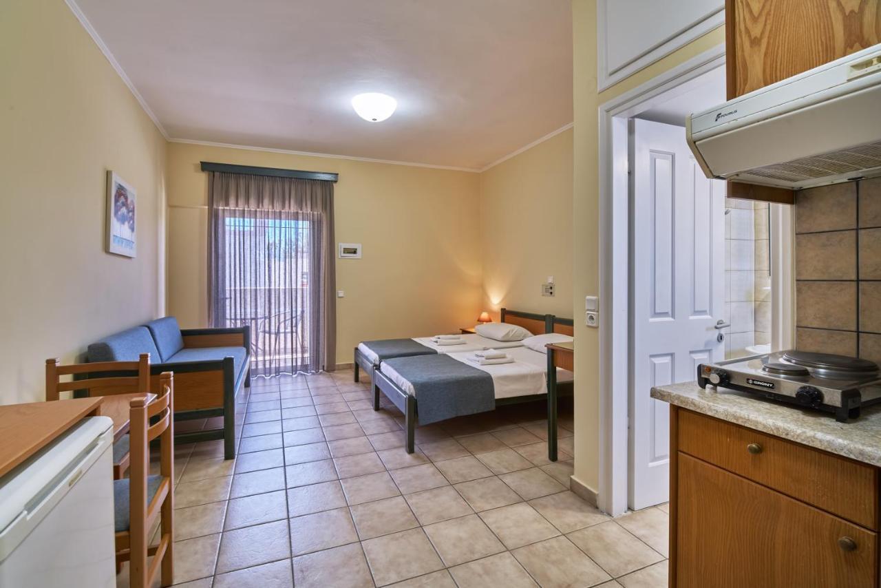 Inea Hotel & Suites Agioi Apostoli  Екстериор снимка